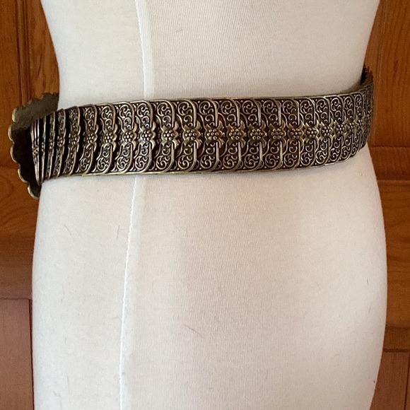 Ladies Belt - Picture 6 of 16